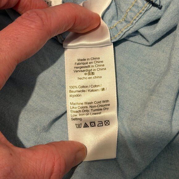 J. Crew Lightweight Denim Chambray Shirt Blue Size S - Picture 4 of 9